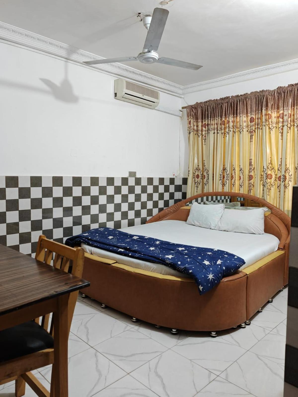 Elizz Guest House Janman Экстерьер фото