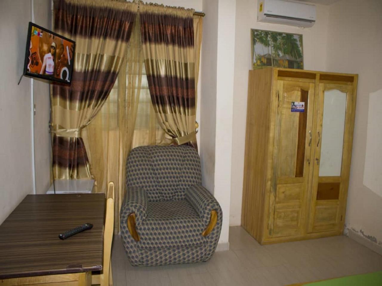Elizz Guest House Janman Экстерьер фото