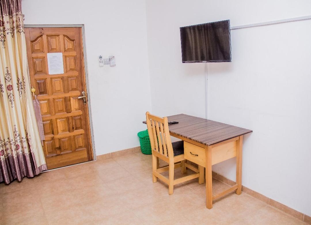 Elizz Guest House Janman Экстерьер фото